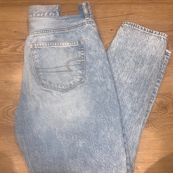 American Eagle Mom Jeans - Picture 3 of 3